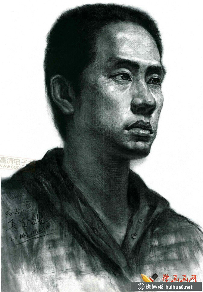 優(yōu)秀素描頭像作品集_高清臨摹素描圖片(17)