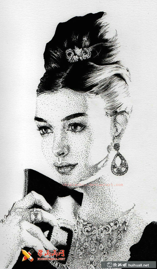 安妮·海瑟薇鉛筆素描畫欣賞(15)