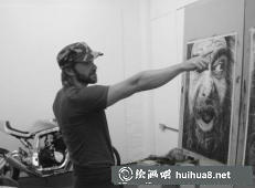 國(guó)外多角度超寫實(shí)素描男頭像5.jpg