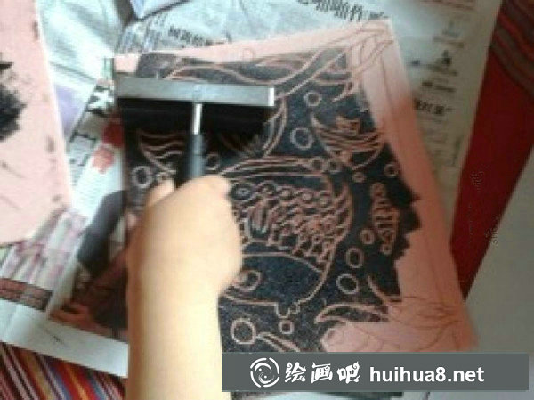 如何制作吹塑紙版畫？步驟圖詳解