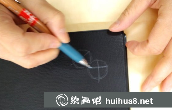 丙烯畫小雛菊畫法