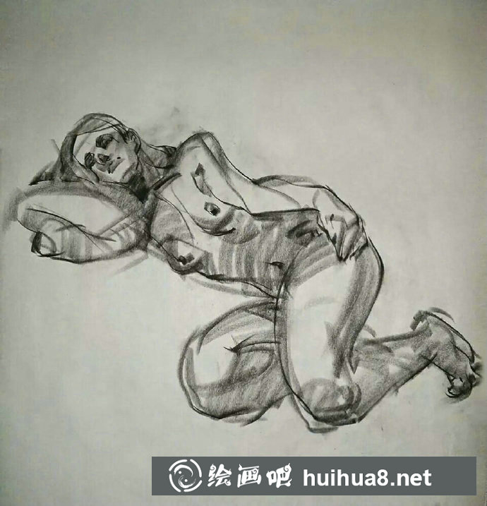 女性人體速寫(xiě)作品四