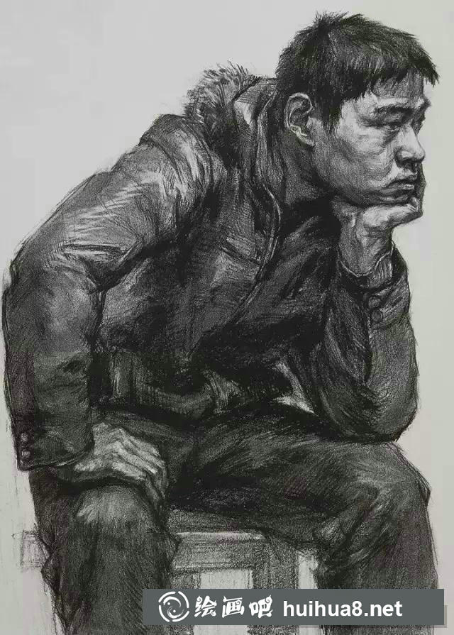 央美素描頭像優(yōu)秀作品欣賞