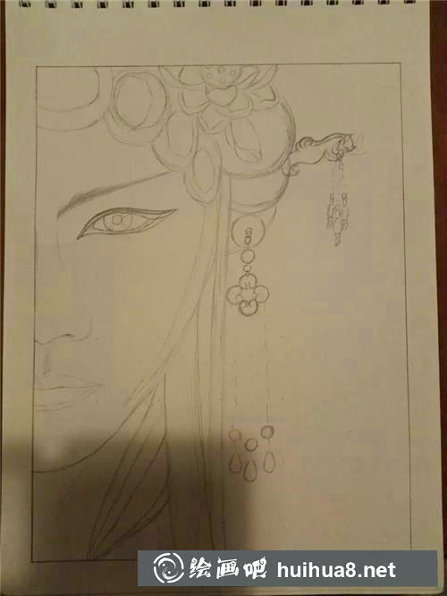 用圓珠筆畫(huà)半面戲子