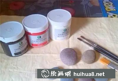 石頭上畫瓢蟲