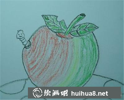 蘋果上的毛毛蟲