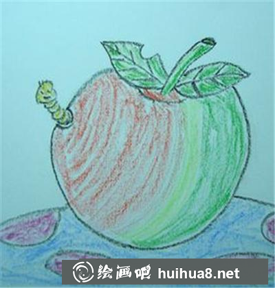 蘋果上的毛毛蟲