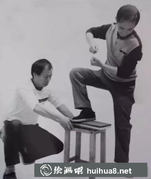 2018廣西美術(shù)聯(lián)考考題.png