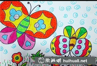 用油畫棒畫漂亮的蝴蝶