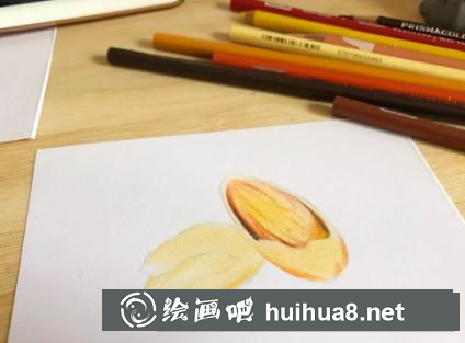 彩鉛畫杏仁
